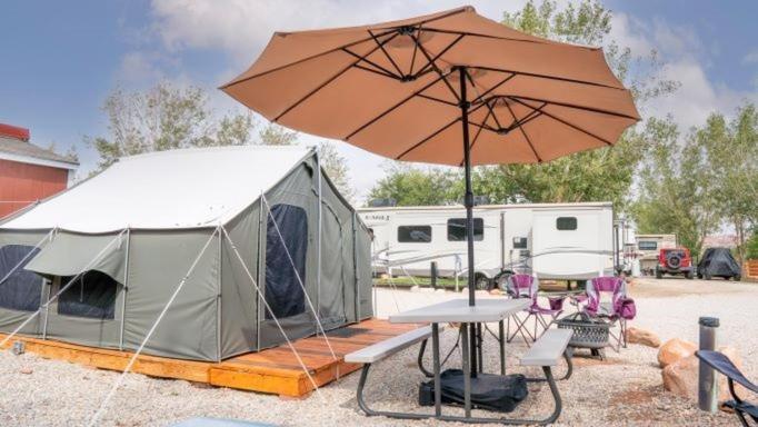 Funstays Glamping Setup Tent In Rv Park #4 Ok-T4 Moab Luaran gambar