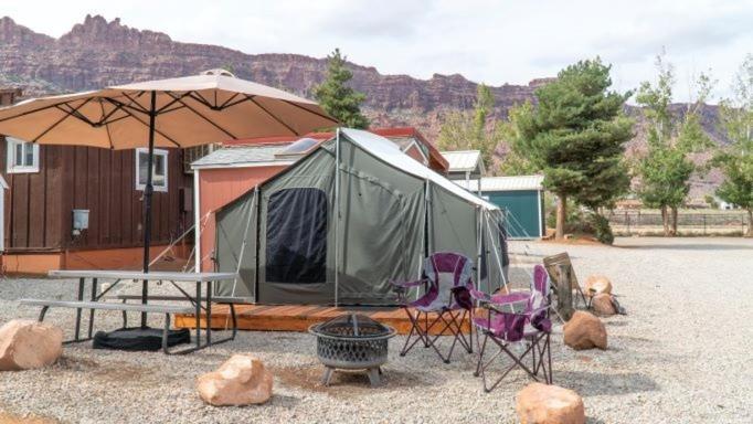 Funstays Glamping Setup Tent In Rv Park #4 Ok-T4 Moab Luaran gambar