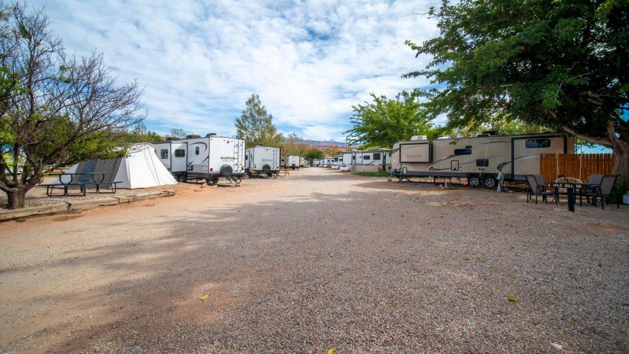 Funstays Glamping Setup Tent In Rv Park #4 Ok-T4 Moab Luaran gambar